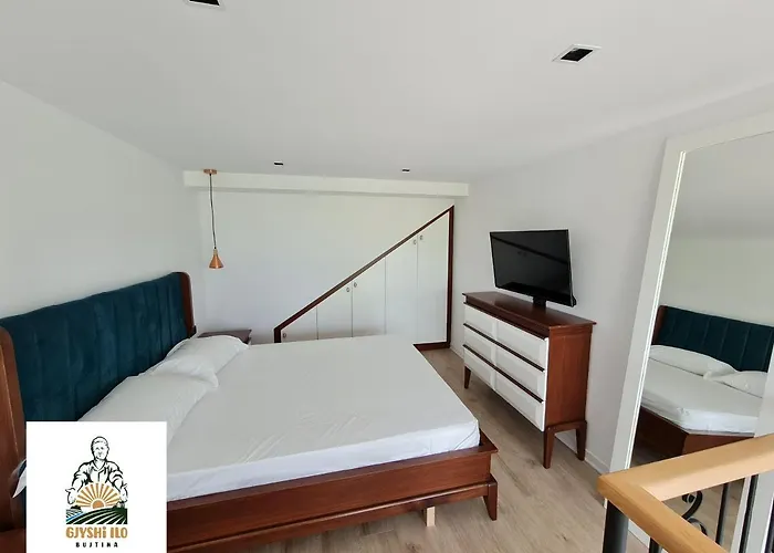 Гостевой дом Bujtina Gjyshi Ilo 4*