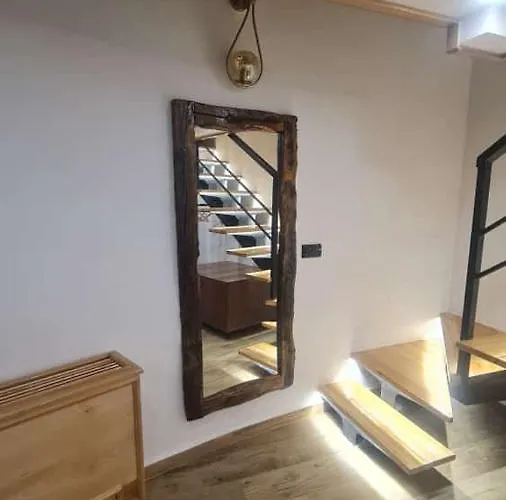 게스트하우스 Bujtina Gjyshi Ilo 4*