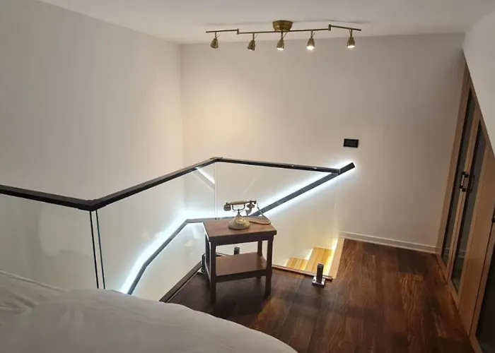 Bujtina Gjyshi Ilo 4* Tushemisht
